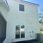 Rincon-House-Washing-Excellence-Blue-Line-Pressure-Washing-Delivers-Spotless-Results 4